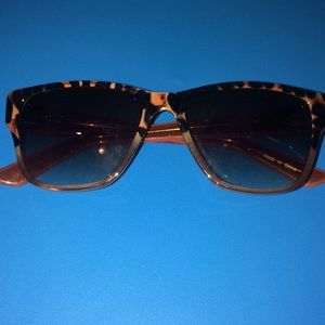 Betsey Johnson tortoise sunglasses